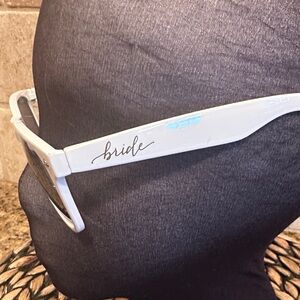 White Bride Sunglasses – Script Font – Bridal Shower / Bachelorette / Honeymoon